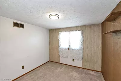 3038 Van Aken Boulevard, Huber Heights, OH 44120 - Photo 38