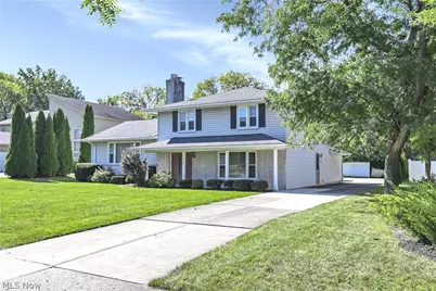 3038 Van Aken Boulevard, Huber Heights, OH 44120 - Photo 2