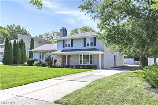 3038 Van Aken Blvd, Huber Heights, OH 44120 - Photo 2