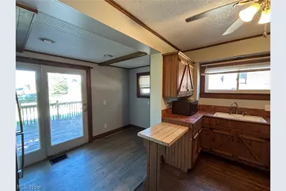 109 Main Street N, Navarre, OH 44662 - Photo 12