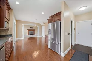 11075 Trenton Rd NW, Uniontown, OH 44685 - Photo 14