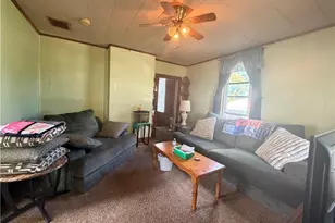 303 Wall St, Zanesville, OH 43701 - Photo 4