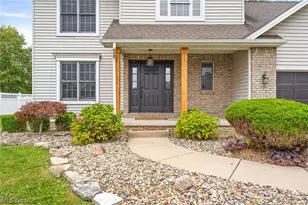 172 Morningview Cir, Canfield, OH 44406 - Photo 4