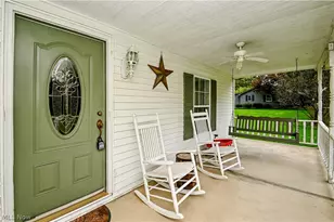 4585 Northampton Rd, Cuyahoga Falls, OH 44223 - Photo 2