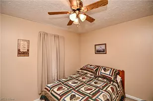 4585 Northampton Rd, Cuyahoga Falls, OH 44223 - Photo 22