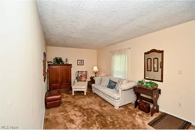 4585 Northampton Road, Cuyahoga Falls, OH 44223 - Photo 4
