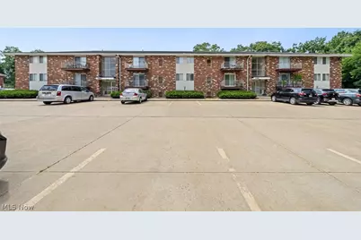 4383 Inner Circle Drive #B21, Brunswick, OH 44212 - Photo 2