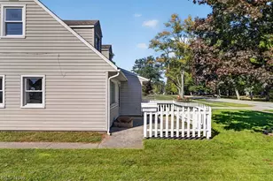 4942 Corduroy Rd, Mentor, OH 44060 - Photo 6