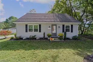 3292 Helmsdale Dr, Akron, OH 44312 - Photo 1