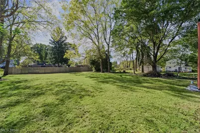 3292 Helmsdale Drive, Akron, OH 44312 - Photo 26
