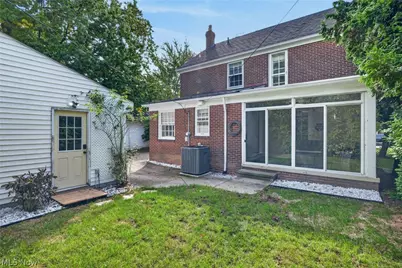 17318 Daleview Drive, Oakwood, OH 44107 - Photo 4