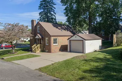 1588 25th Street NW, Canton, OH 44709 - Photo 4