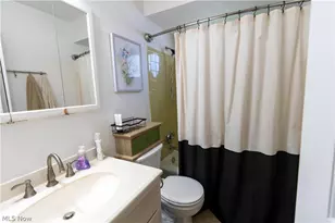 119-121 Swartz Rd, Akron, OH 44319 - Photo 36