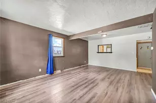 318 Longson Ave, Elyria, OH 44035 - Photo 4