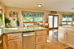 1460 Lake Vue Dr, Roaming Shores, OH 44085 - Photo 22