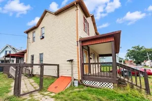335 Grant St, Cadiz, OH 43907 - Photo 2