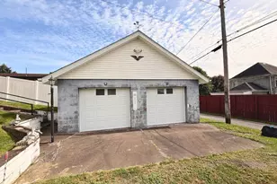 450 W 40th St, Shadyside, OH 43947 - Photo 18