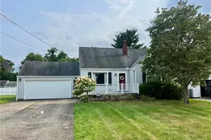 2823 Noel Dr, Youngstown, OH 44509 - Photo 2