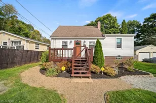 2719 Mohican Blvd, Lakemore, OH 44312 - Photo 2