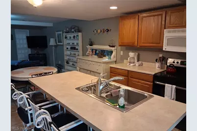 610 Broadway #5, Lorain, OH 44052 - Photo 4