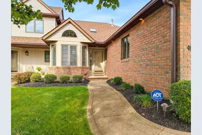 2549 River Downs, Stow, OH 44224 - Photo 2