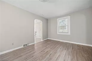 426 Kentucky Ave, Lorain, OH 44052 - Photo 24