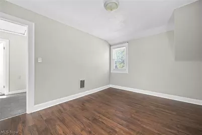426 Kentucky Avenue, Lorain, OH 44052 - Photo 30