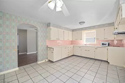 426 Kentucky Avenue, Lorain, OH 44052 - Photo 10