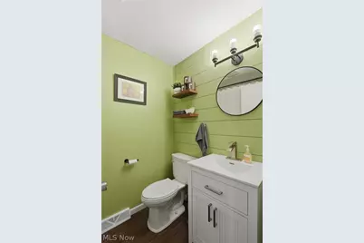 1042 Oak Hill Drive NE, Massillon, OH 44646 - Photo 18