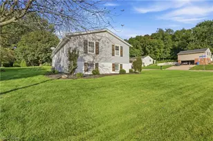 1042 Oak Hill Dr NE, Massillon, OH 44646 - Photo 46