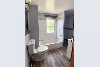 15811 Huntmere Avenue, Loveland, OH 44110 - Photo 10