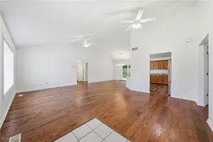 8912 Isabelle Ln, Macedonia, OH 44056 - Photo 12