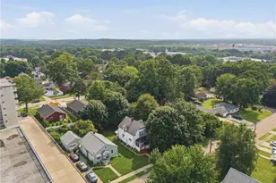 284 E Park Ave, Barberton, OH 44203 - Photo 36