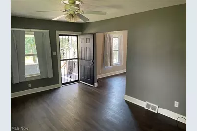 1254 Wilbur Avenue, Akron, OH 44301 - Photo 2