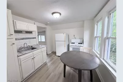 3233 W 94th Street #2, Loveland, OH 44102 - Photo 2