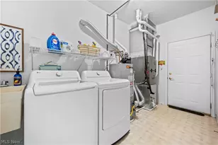 1936 Pembrooke Ln, Avon, OH 44011 - Photo 26