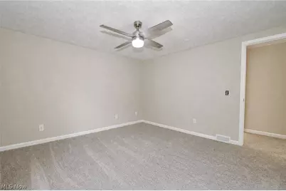 4 Owaissa Drive, Timberlake, OH 44095 - Photo 34