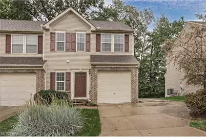 1344 Wellingshire Circle, Cuyahoga Falls, OH 44221 - Photo 1