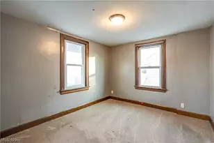 1228 Murray Ave, Akron, OH 44310 - Photo 16
