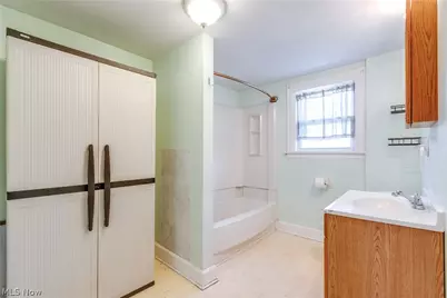 1228 Murray Avenue, Akron, OH 44310 - Photo 20