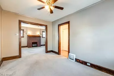 1228 Murray Avenue, Akron, OH 44310 - Photo 8