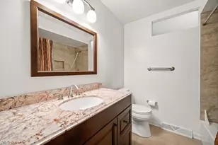 6161 Winchester Dr, Green Hills, OH 44131 - Photo 18