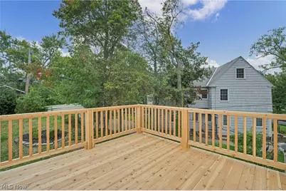 18329 Lomond Boulevard, Huber Heights, OH 44122 - Photo 38
