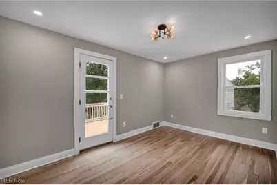 18329 Lomond Boulevard, Huber Heights, OH 44122 - Photo 22