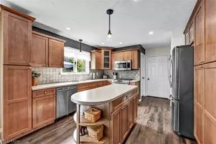 7822 Bellflower Rd, Mentor, OH 44060 - Photo 8