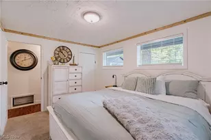 18535 Geauga Lake Rd, Chagrin Falls, OH 44023 - Photo 16