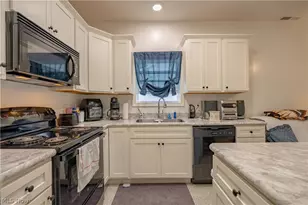 219 5th St SW, Brewster, OH 44613 - Photo 8