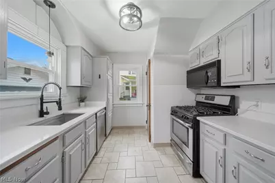 4128 Princeton Avenue NW, Massillon, OH 44646 - Photo 8