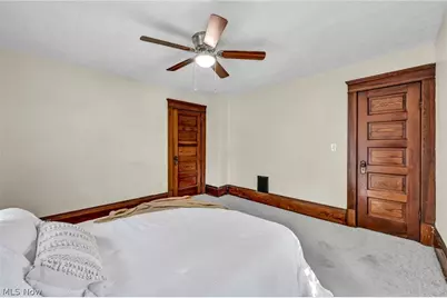 824 W 58th Street, Ashtabula, OH 44004 - Photo 32