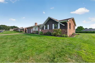517 Concord Street NW, Massillon, OH 44646 - Photo 2